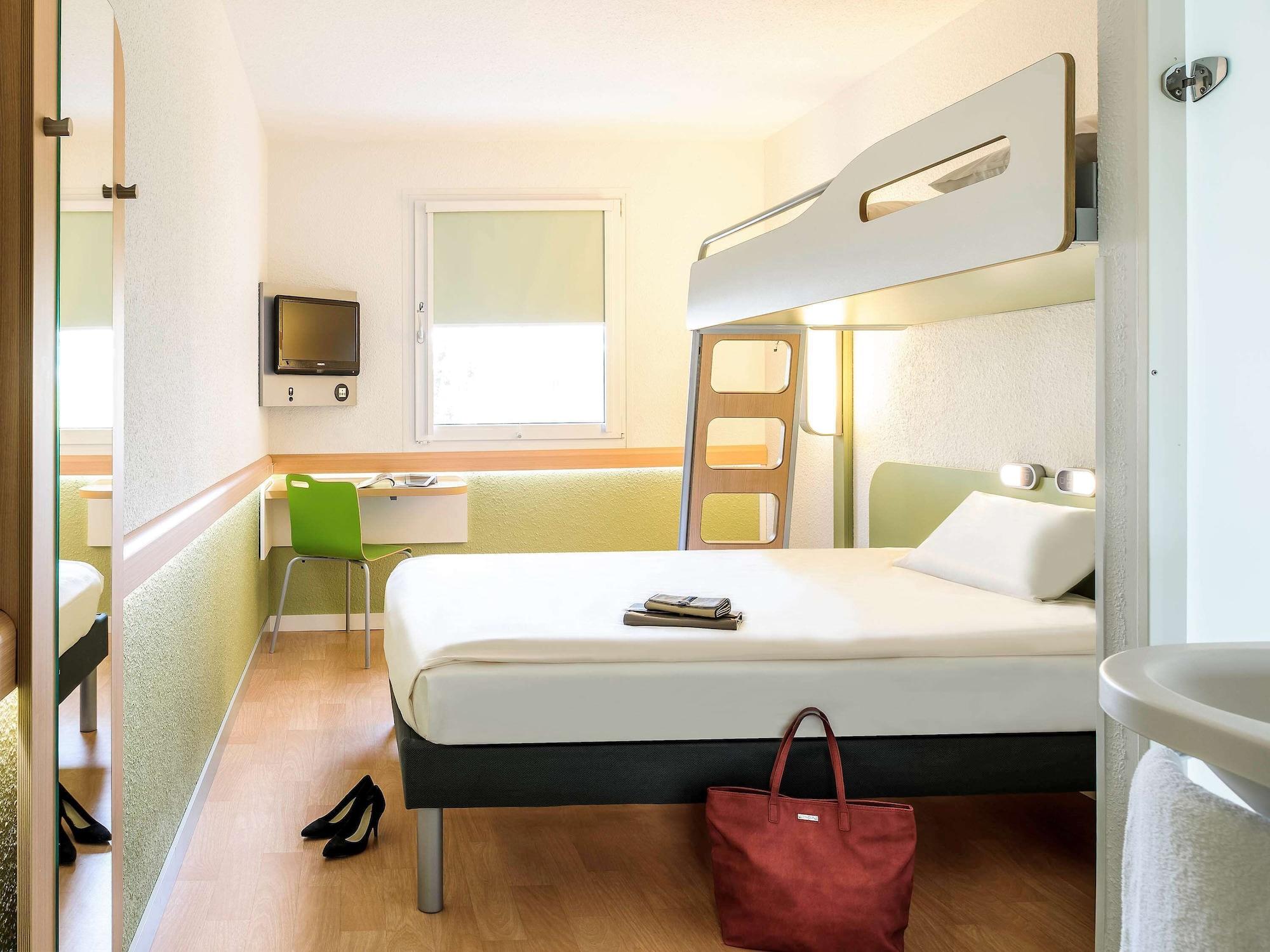 Ibis Budget Gennevilliers Asnieres Esterno foto